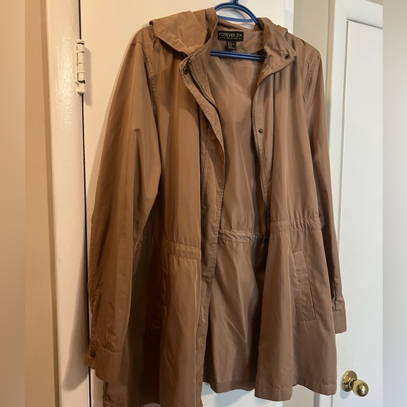 Tan raincoat/utility jacket - Picture 2 of 4